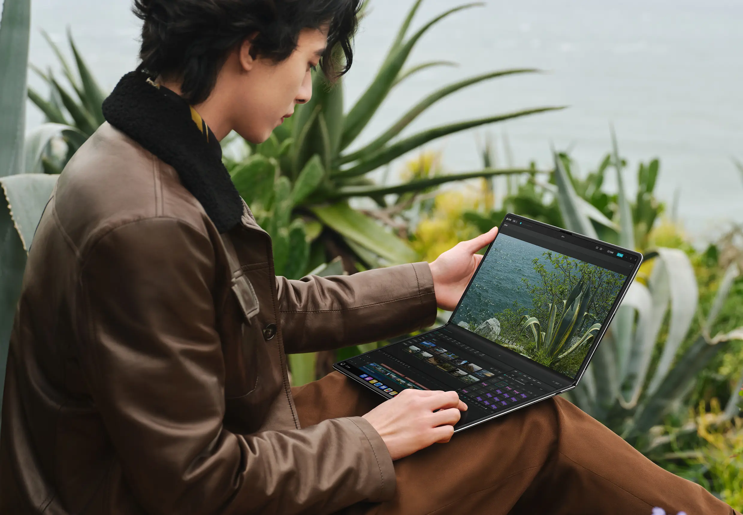 Matebook Fold Ultimate retouching